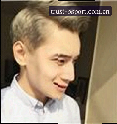 张伟